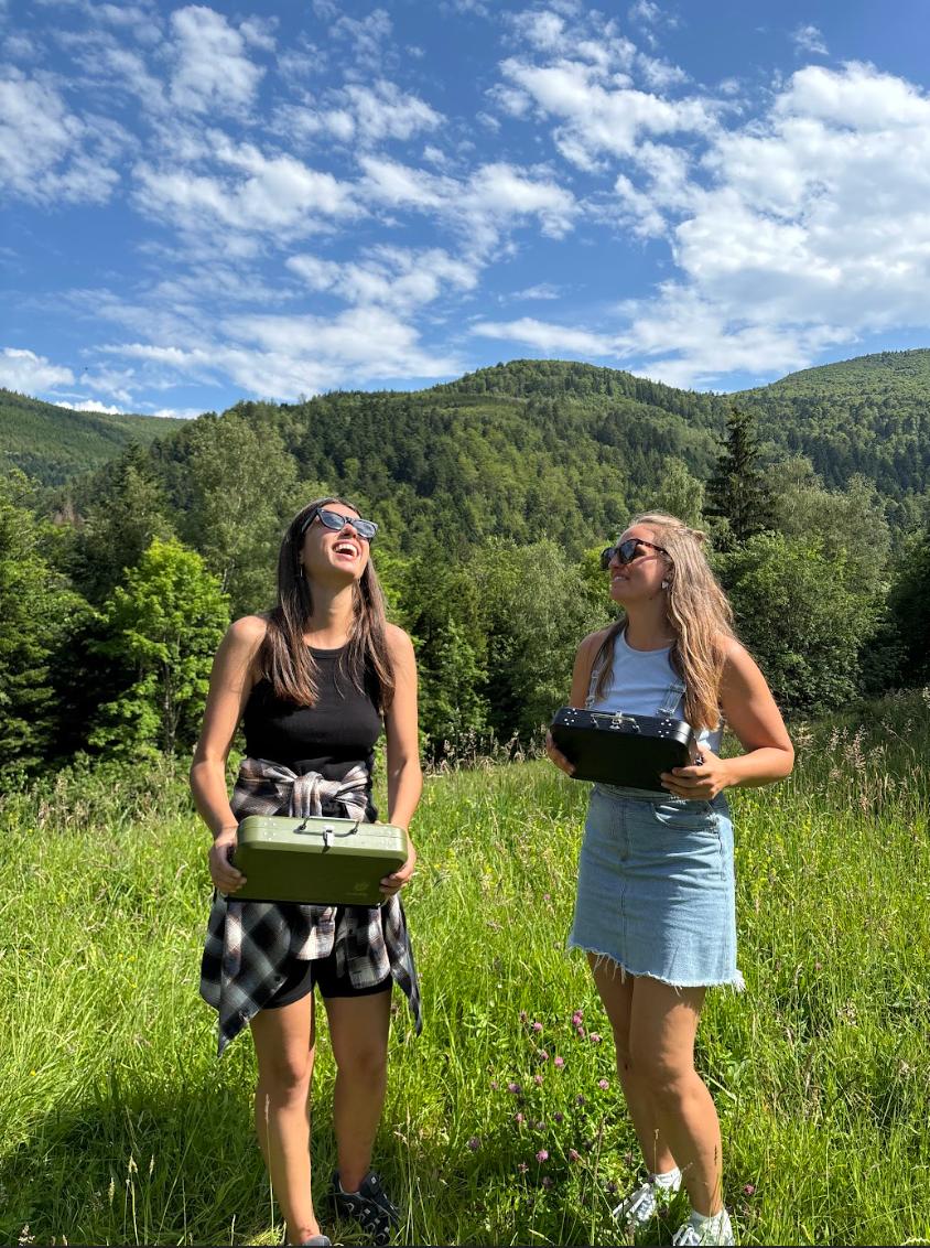 Clara et Mathilde, les créatrices de Coally